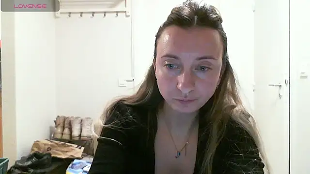 SusanCurt online show from 02/27/25, 09:43