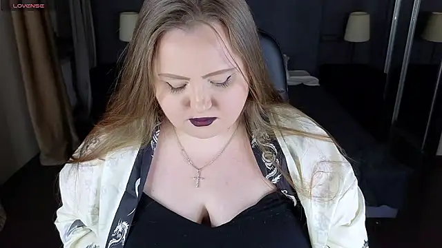 Snapshot of EMMA__CONNOR chatting on 12/03/24, 01:41 EMMA CONNOR online show from 12/03/24, 01:41