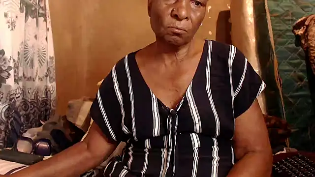 Snapshot of NaughtyGranny chatting on 02/15/26, 08:49 NaughtyGranny online show from 02/15/26, 08:49