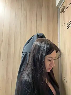 Wet  Bunny online show from 02/11/25, 09:31