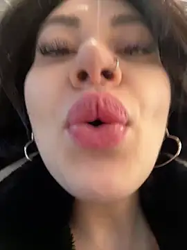 Wet  Bunny online show from 03/08/25, 09:39