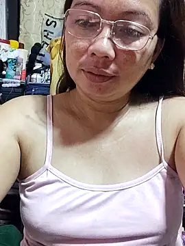 Snapshot of asianwet4u chatting on 02/23/25, 09:37 asianwet4u online show from 02/23/25, 09:37