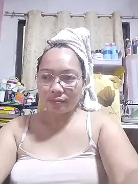 Snapshot of asianwet4u chatting on 03/01/25, 09:29 asianwet4u online show from 03/01/25, 09:29