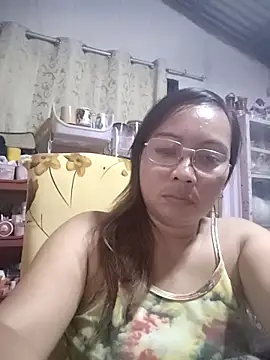 Snapshot of asianwet4u chatting on 03/02/25, 01:49 asianwet4u online show from 03/02/25, 01:49