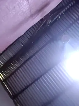 Snapshot of asianwet4u chatting on 03/05/25, 01:21 asianwet4u online show from 03/05/25, 01:21