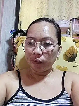 Snapshot of asianwet4u chatting on 03/06/25, 03:13 asianwet4u online show from 03/06/25, 03:13