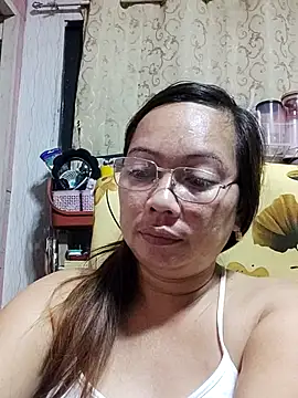 Snapshot of asianwet4u chatting on 03/06/25, 08:37 asianwet4u online show from 03/06/25, 08:37