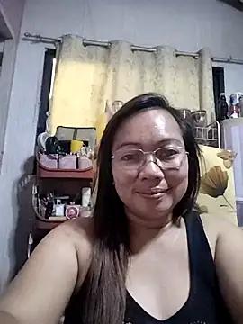 Snapshot of asianwet4u chatting on 03/22/25, 01:00 asianwet4u online show from 03/22/25, 01:00