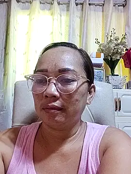 Snapshot of asianwet4u chatting on 09/09/25, 03:06 asianwet4u online show from 09/09/25, 03:06