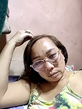 Snapshot of asianwet4u chatting on 09/09/25, 03:22 asianwet4u online show from 09/09/25, 03:22