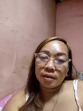 Snapshot of asianwet4u chatting on 09/18/25, 01:57 asianwet4u online show from 09/18/25, 01:57