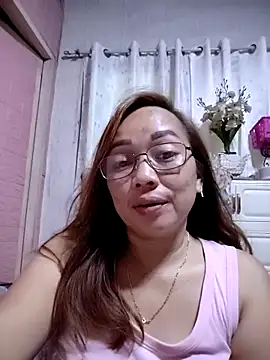 Snapshot of asianwet4u chatting on 10/05/25, 07:50 asianwet4u online show from 10/05/25, 07:50