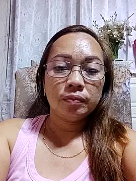 Snapshot of asianwet4u chatting on 10/05/25, 09:13 asianwet4u online show from 10/05/25, 09:13