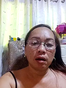 Snapshot of asianwet4u chatting on 10/16/25, 01:39 asianwet4u online show from 10/16/25, 01:39