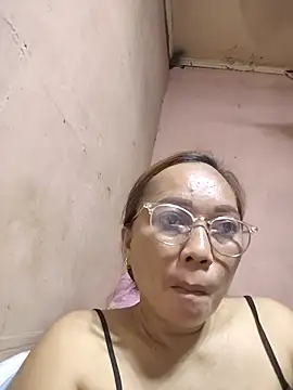 Snapshot of asianwet4u chatting on 11/04/25, 02:16 asianwet4u online show from 11/04/25, 02:16