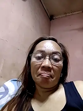 Snapshot of asianwet4u chatting on 11/13/25, 11:53 asianwet4u online show from 11/13/25, 11:53