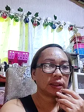 Snapshot of asianwet4u chatting on 12/05/25, 03:37 asianwet4u online show from 12/05/25, 03:37