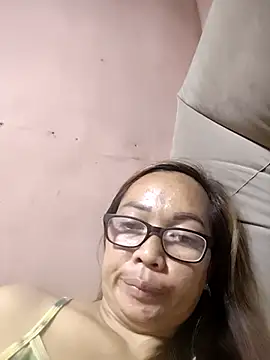 asianwet4u online show from 12/05/25, 03:41