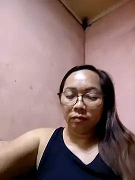 asianwet4u online show from 04/21/26, 05:47