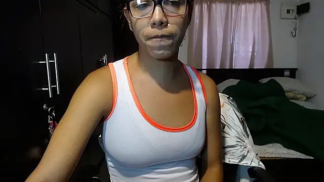 sensual nataliee online show from 01/22/25, 06:52