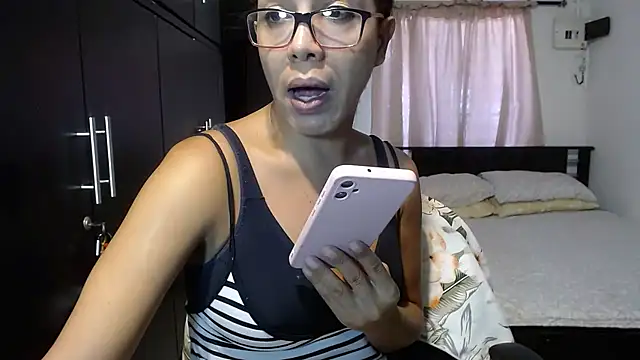 sensual nataliee online show from 01/23/25, 05:52