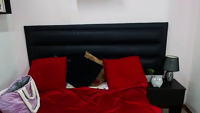 sensual nataliee online show from 11/06/25, 03:57