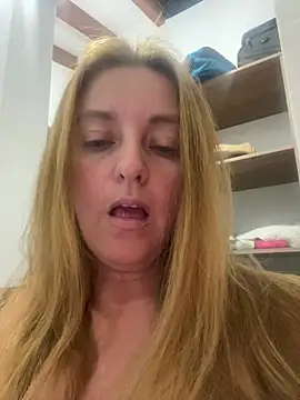 moniquerainx online show from 01/03/25, 02:21