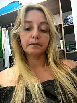 moniquerainx online show from 12/03/25, 03:58