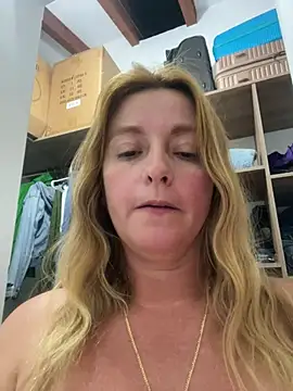 moniquerainx online show from 07/21/26, 04:04