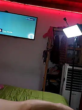 Snapshot of Rabit_Snake chatting on 02/05/25, 04:27 Rabit Snake online show from 02/05/25, 04:27