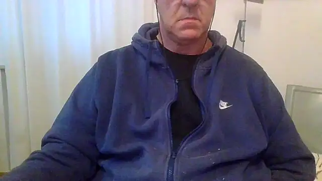 ANONIMO7735 online show from 11/03/25, 05:42