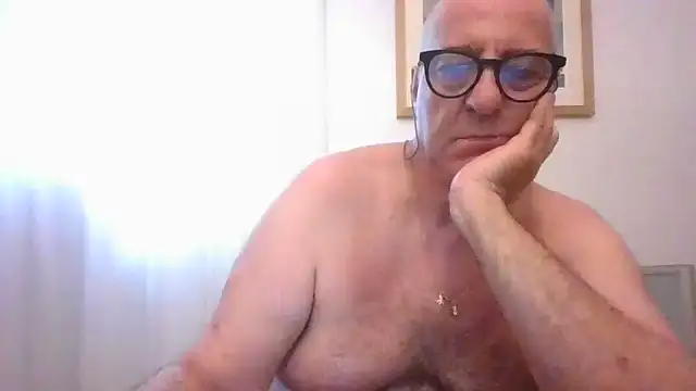 Snapshot of ANONIMO7735 chatting on 06/30/26, 04:41 ANONIMO7735 online show from 06/30/26, 04:41