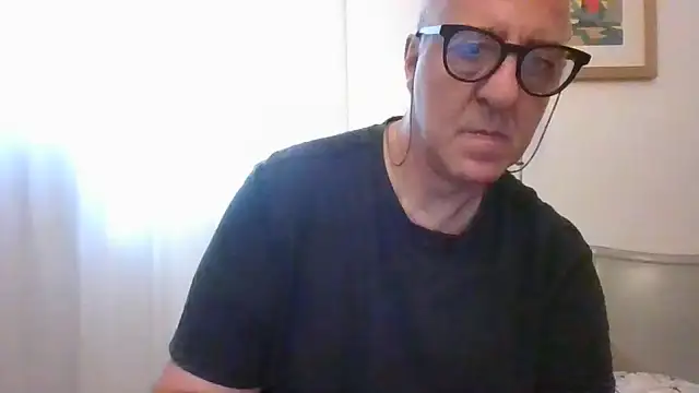 Snapshot of ANONIMO7735 chatting on 07/05/26, 04:25 ANONIMO7735 online show from 07/05/26, 04:25
