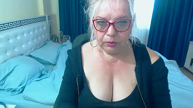 SonyaHotMilf online show from 05/14/26, 11:06
