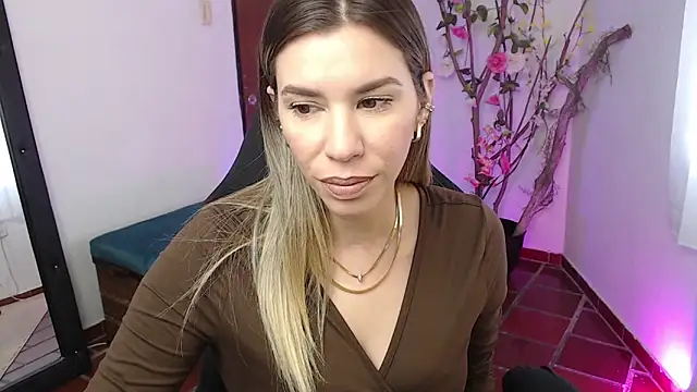 ms sofia x online show from 09/25/25, 03:38