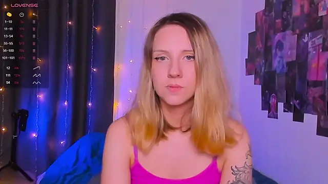 HotaruTomo online show from 12/19/24, 04:35