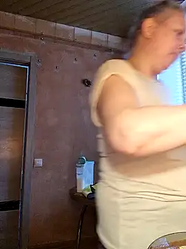 Snapshot of Janahotty chatting on 02/26/25, 02:03 Janahotty online show from 02/26/25, 02:03