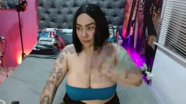 JEENEVIEVE online show from 04/22/26, 06:31