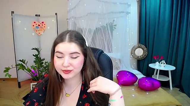 NicoleFoxery online show from 02/15/25, 04:34