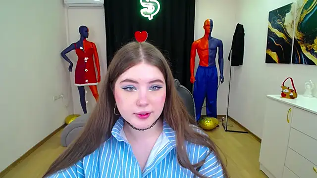 NicoleFoxery online show from 02/25/25, 06:20