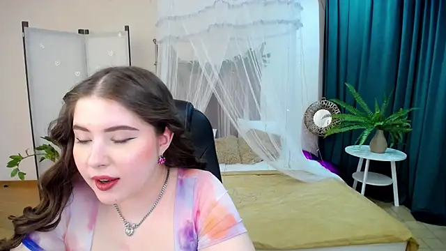 NicoleFoxery online show from 03/04/25, 06:26