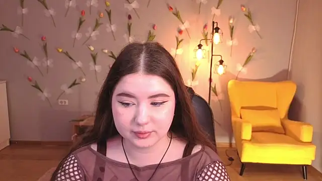 NicoleFoxery online show from 04/27/26, 06:17