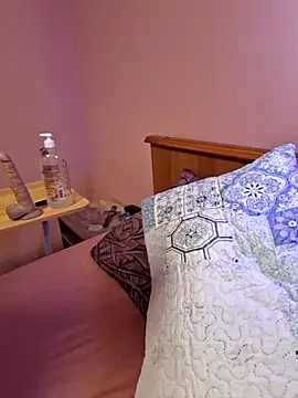 Hot Azaleea online show from 01/11/26, 07:13