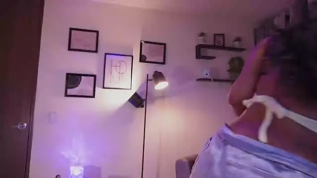 Isabella dior online show from 09/28/25, 10:04