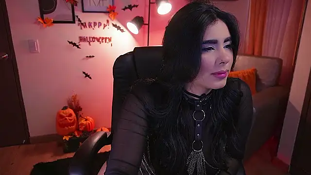 Isabella dior online show from 10/29/25, 03:36