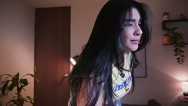 Isabella dior online show from 03/11/26, 05:41