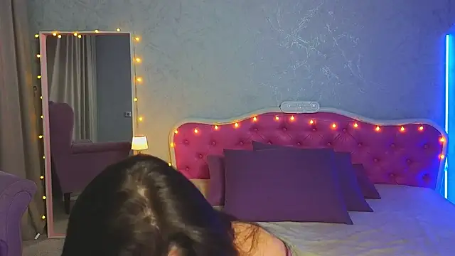 Ariana Petite online show from 01/23/25, 11:05