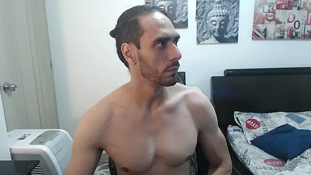 Snapshot of samuelgarcia_ chatting on 12/23/24, 08:00 samuelgarcia online show from 12/23/24, 08:00