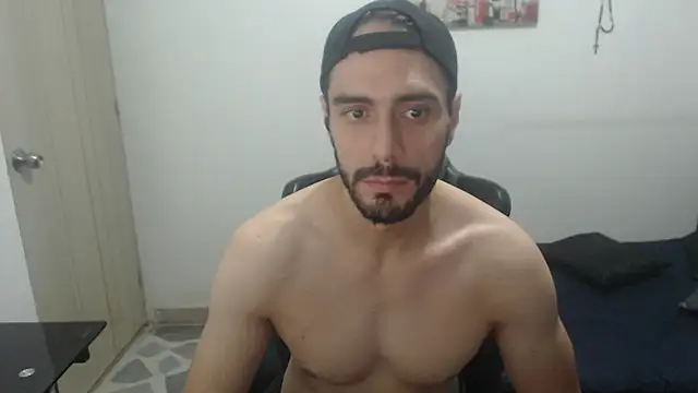 Snapshot of samuelgarcia_ chatting on 09/21/25, 09:33 samuelgarcia online show from 09/21/25, 09:33