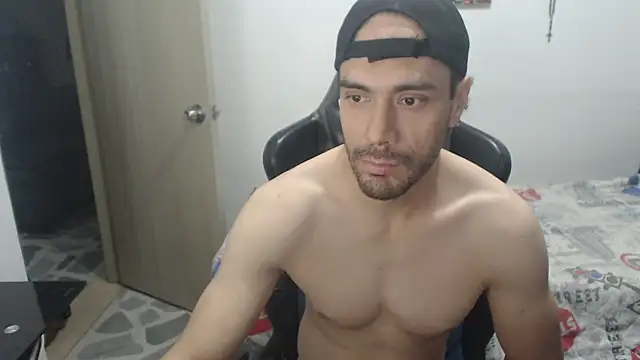samuelgarcia  online show from 06/25/26, 07:24